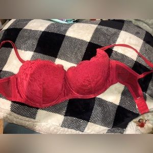 Victoria’s Secret 32C Red lace push up bra